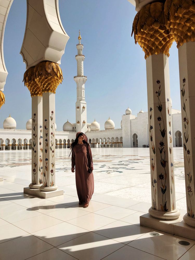 La mosquée Blanche Sheikh Zayed d&rsquo;Abu Dhabi : tous mes conseils pour la visiter