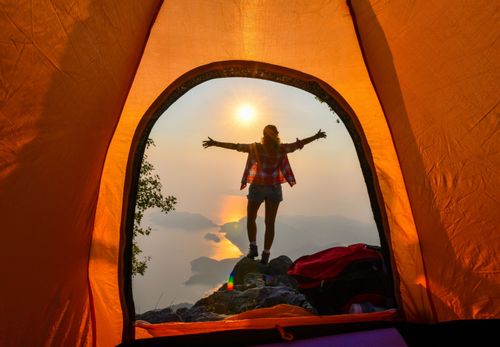 Equipement et matériel pour un bivouac réussi : checklist complète & conseils