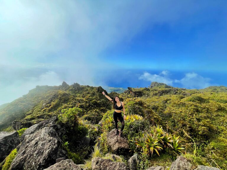 Ascension de la montagne pelée en solo à la frontale en Martinique