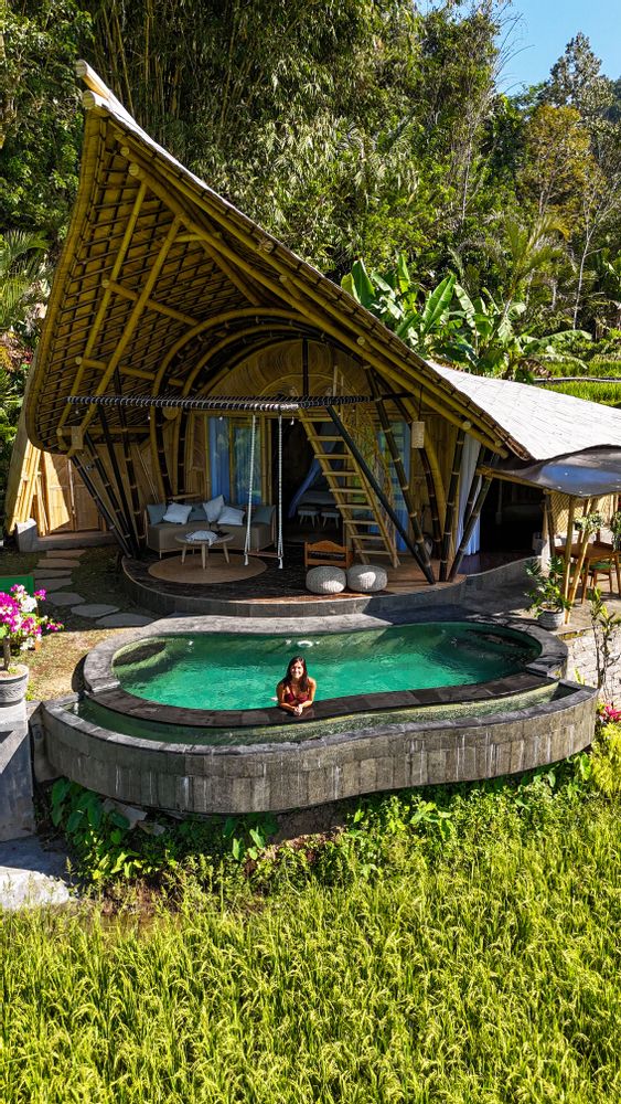 Les plus belles Bamboo House de Bali - Maison & logement en bambou avec piscine privée pas cher Bali Indonésie 