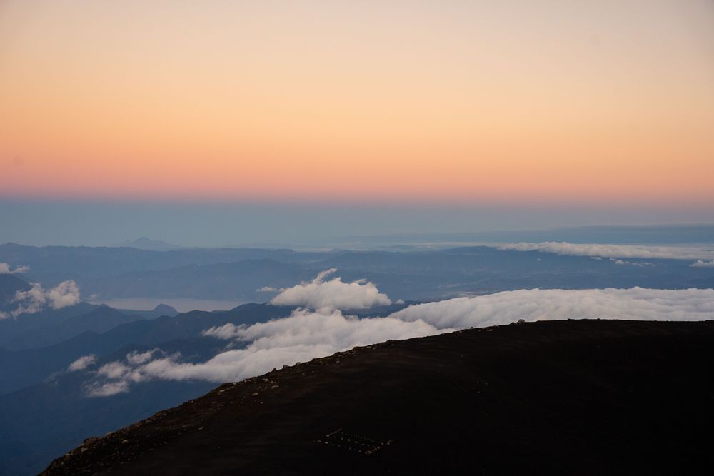 Ascension du volcan Acatenengo El Fuego Guatemala vhiking tours