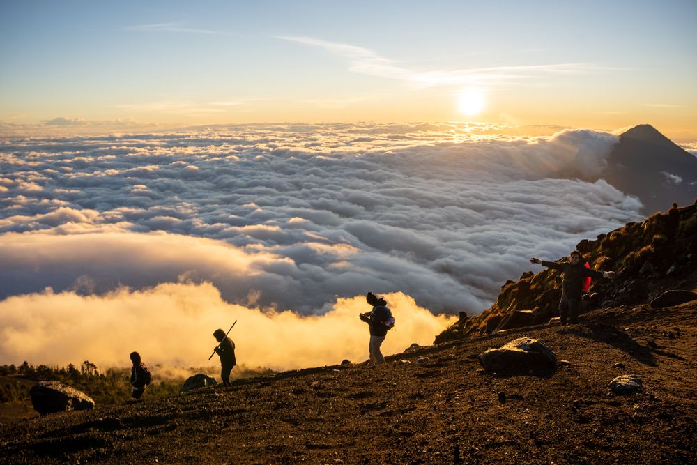 Ascension du volcan Acatenengo El Fuego Guatemala vhiking tours