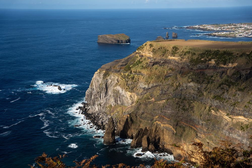 Falaises de l'île de Sao Miguel, Açores, Portugal