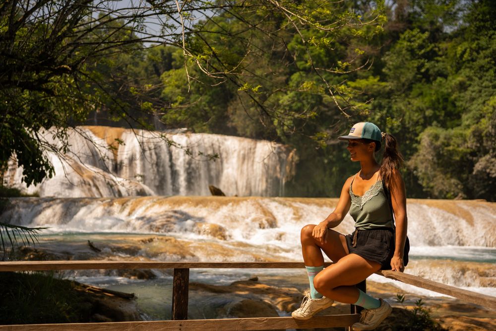 Palenque eau turquoise cascade rivière