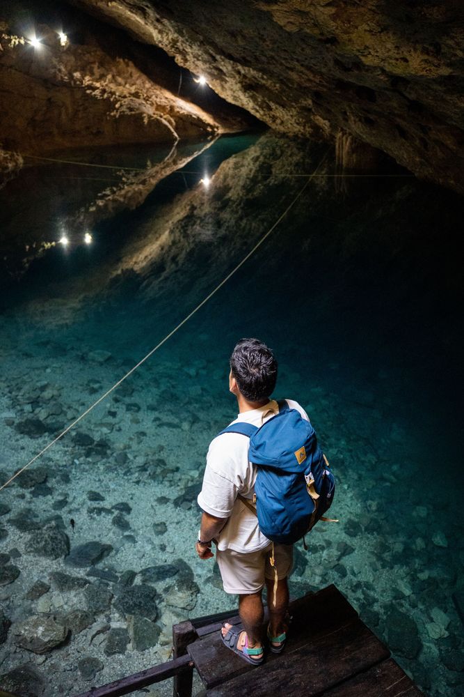 Cenotes sous-terraine Yucatan Mexique