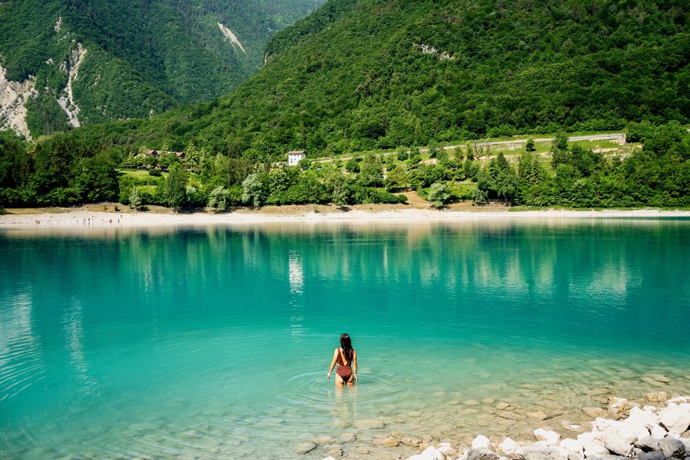 lac de garde italie vespa