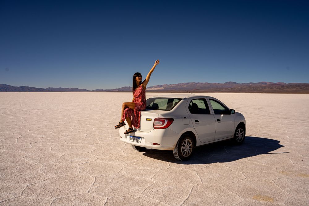 Voiture Salar Désert de sel - Road-trip Itinéraire Salta Nord Argentine boucle nord sud salar