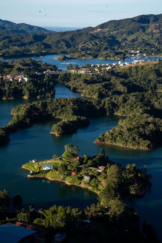 Guatapé Colombie - Guide complet : que faire ? incontournables ? à ne pas manquer ?