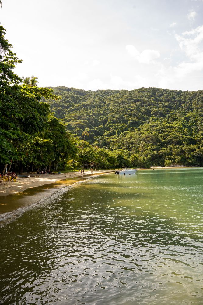 plage de mangues et pouso ilha grande brésil