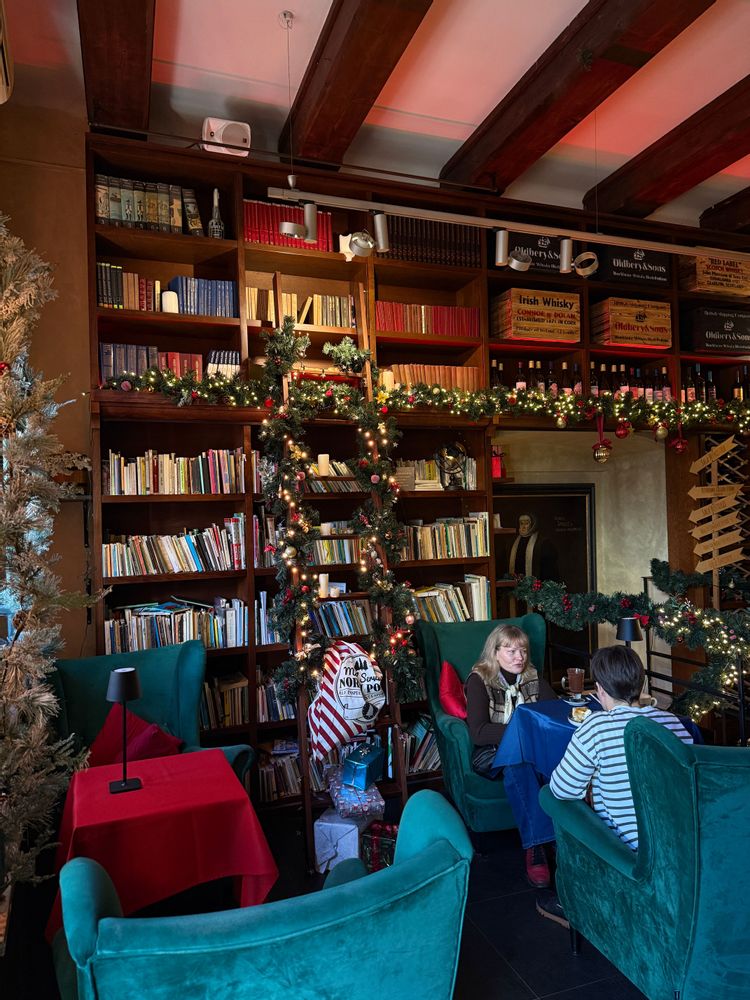 bar Harry Potter Cracovie Ministerstwo Tajemnic ou The Leaky Cauldron