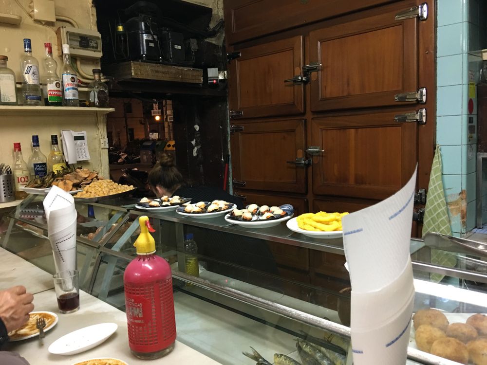 cova fumada meilleurs bars à tapas barcelone