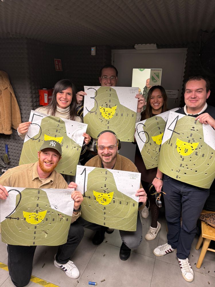 kalashnikov stand de tir Cracovie Pologne