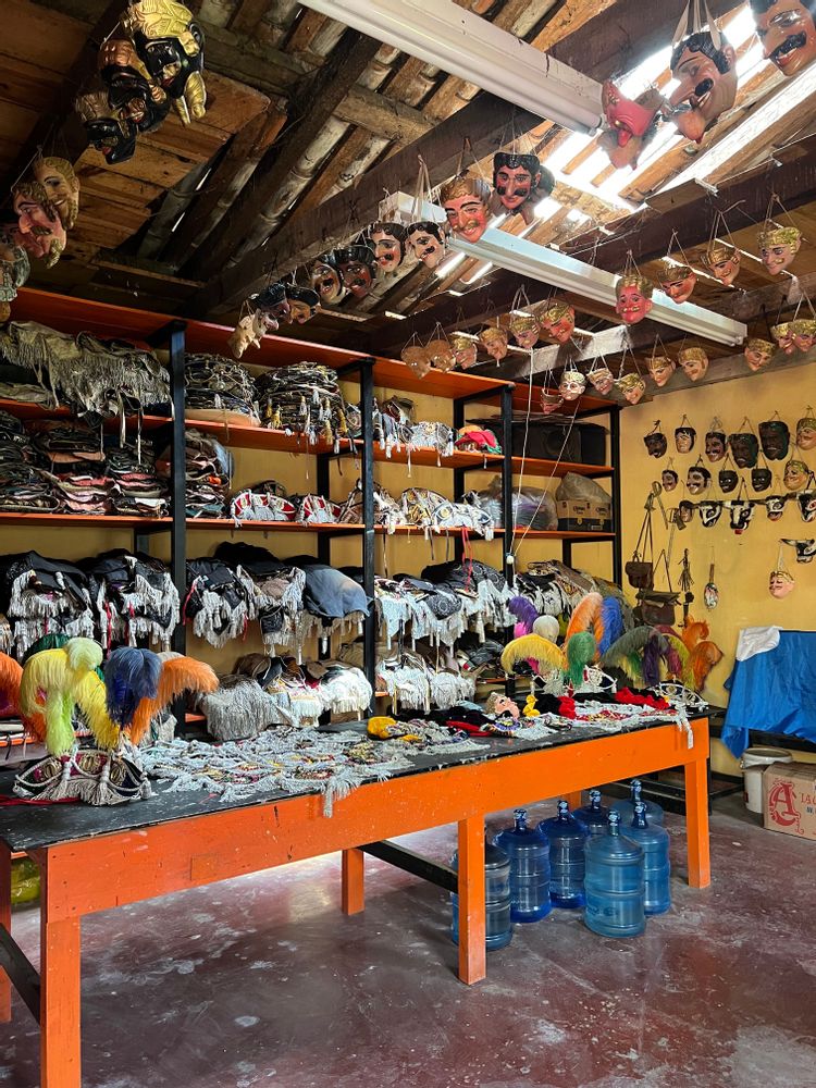 Le sanctuaire de Pascual Abaj & le musée de Mascaras Chichicastenango Guatemala