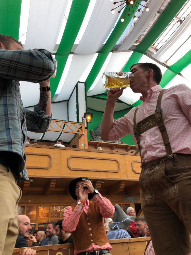 oktoberfest bière cul sec