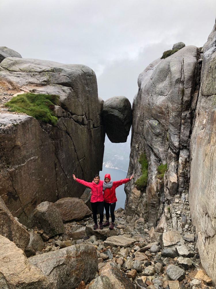 Road-trip et itinéraire en Norvège de Bergen à Stavanger - KJERAGBOLTEN randonnée caillou