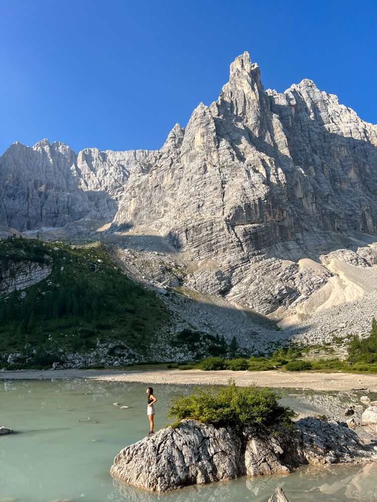 Dolomites lago di Sorapis Italie