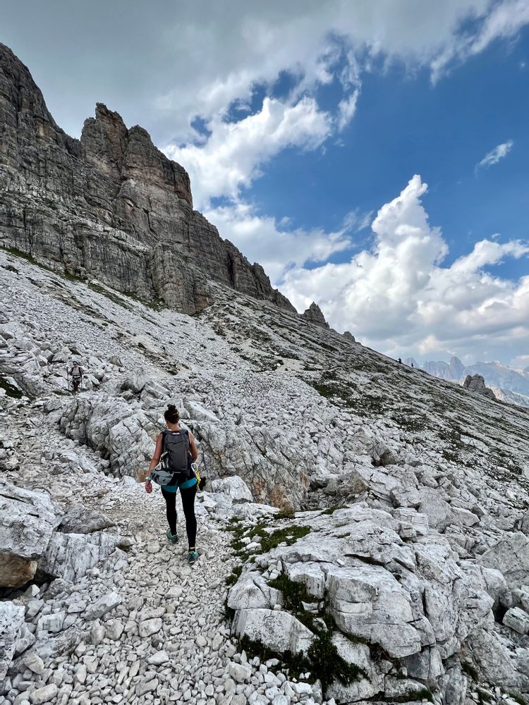 Via Ferrata Dolomites Cinque Torri Roc d'Averau Italie