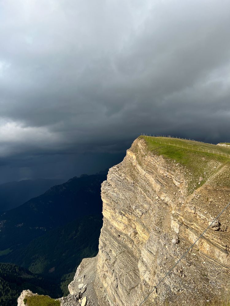 bivouac Seceda dolomites Italie