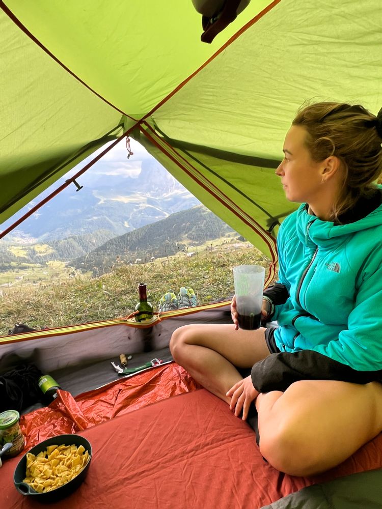 bivouac Seceda Dolomites Italie