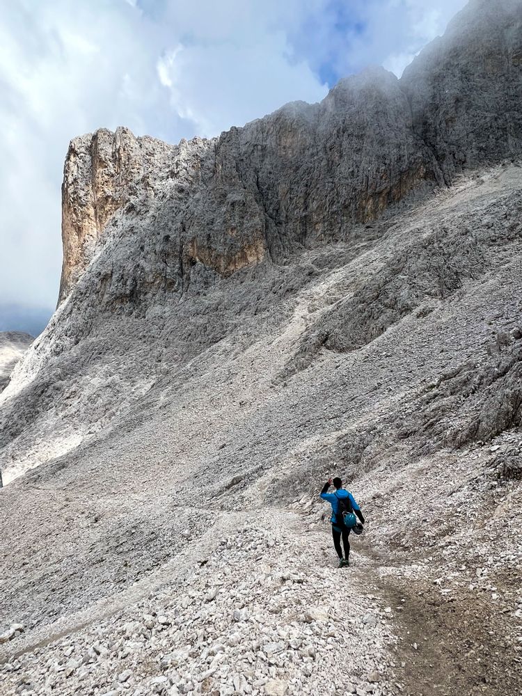 Via Ferrata paso Santner refuge Fronza Dolomites Italie