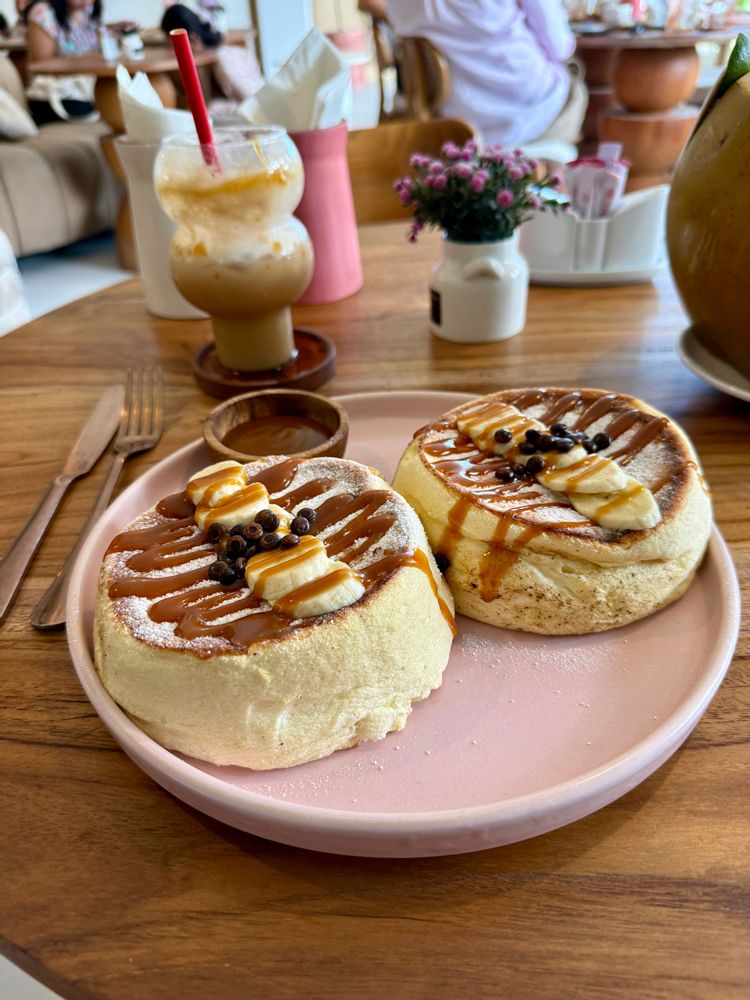 Brunch Canggu Bali Fluffy pancakes