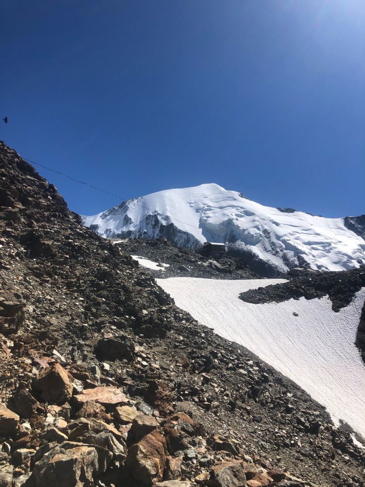 Ecole de glace Mer de Glace Ascension du Mont Blanc Chamonix