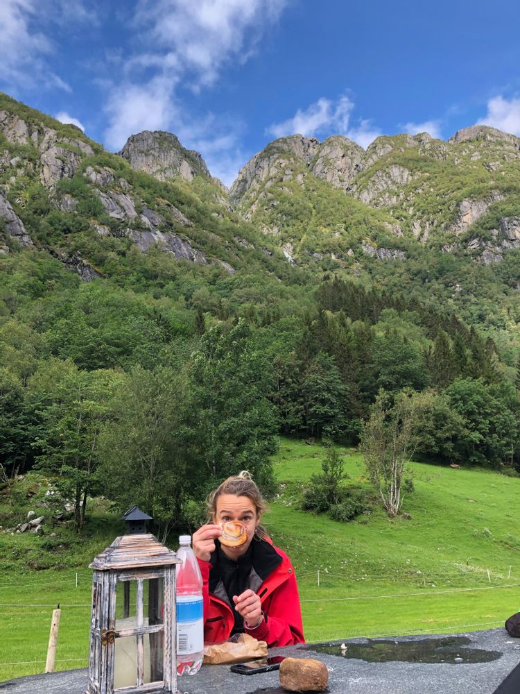 Cinnamon rolls Folgefonna national park randonnée Buarbreen - Road-trip et itinéraire en Norvège de Bergen à Stavanger