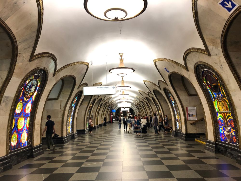 les plus belles stations de métro de moscou