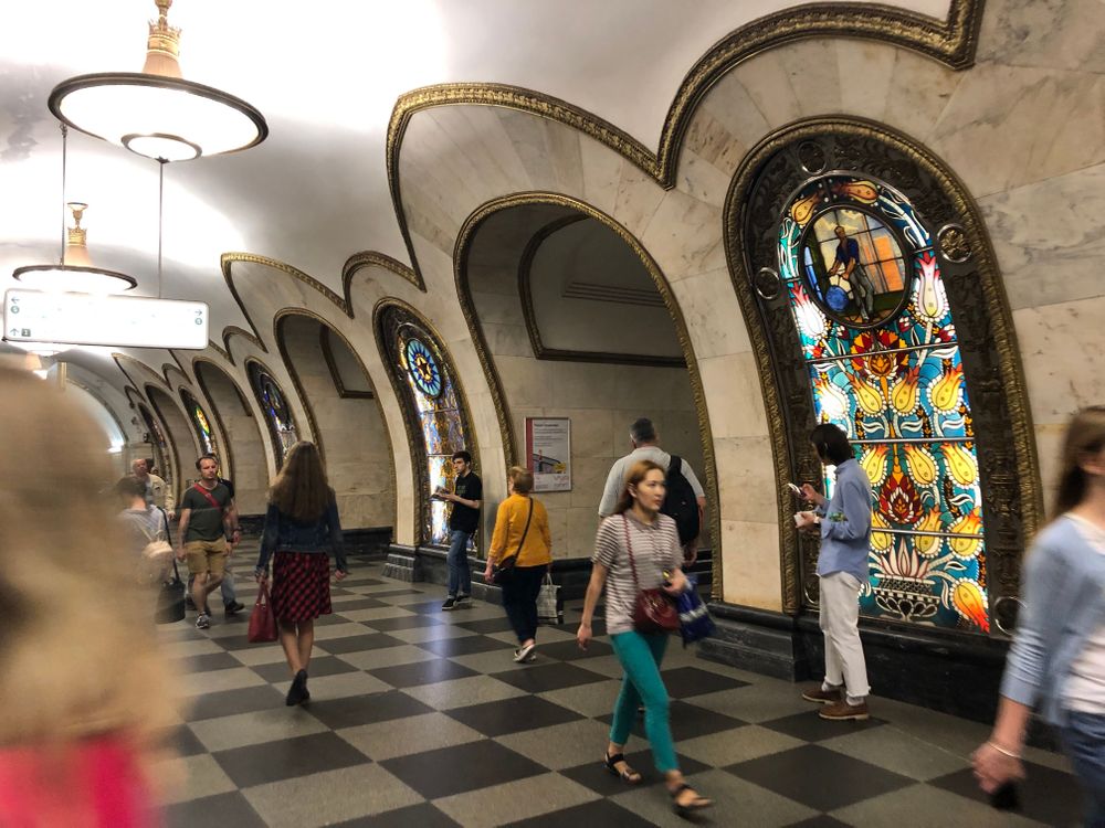 les plus belles stations de métro de moscou