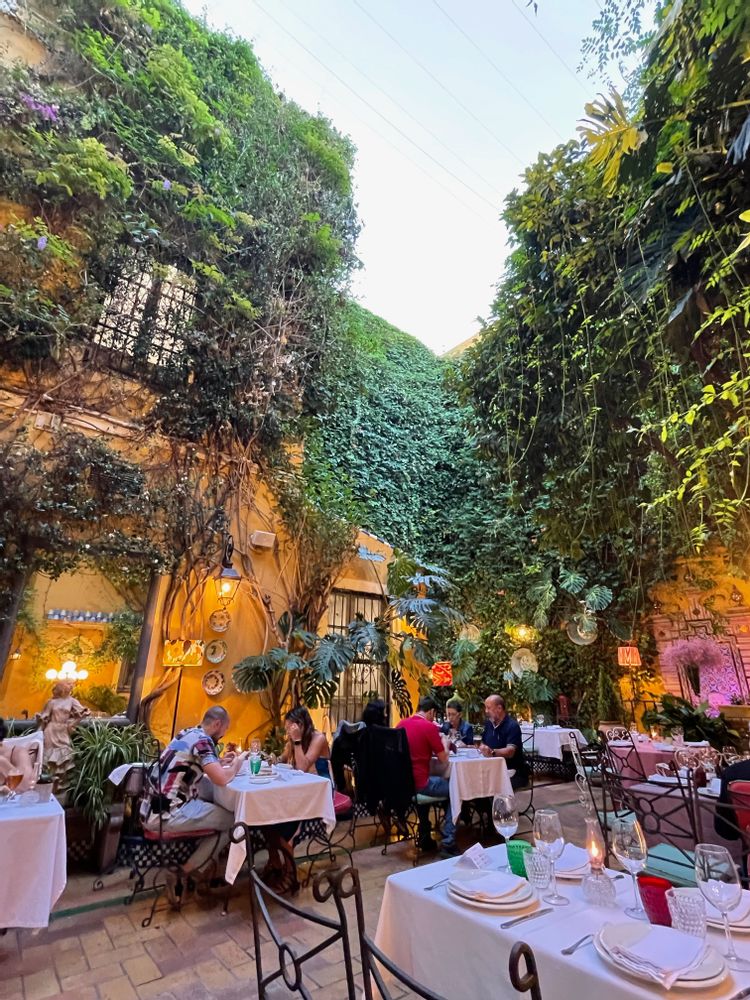 manolo leon séville restaurant