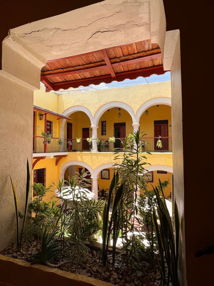 patio hôtel Campeche Yucatan Mexique