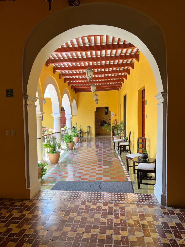 patio hôtel Campeche Yucatan Mexique
