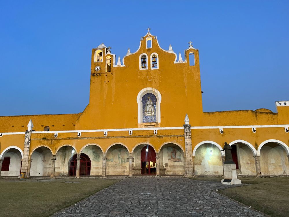 Izamal ville jaune Yucatan Mexique