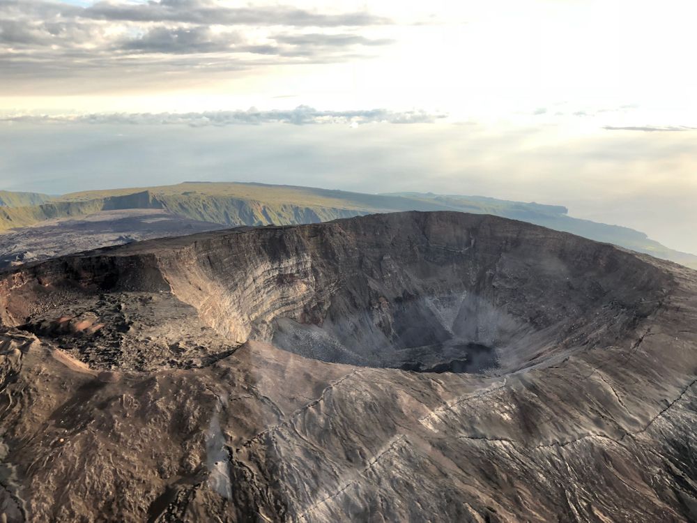 piton de la fournaise hélicoptère réunion