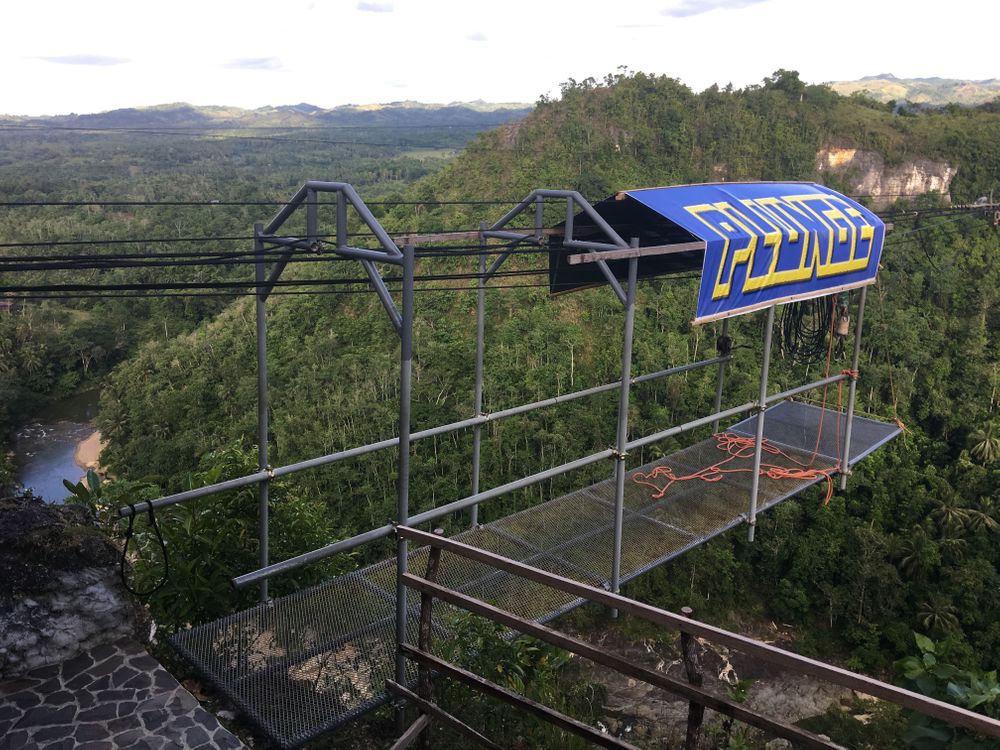 the plunge philippines bohol balançoire géante