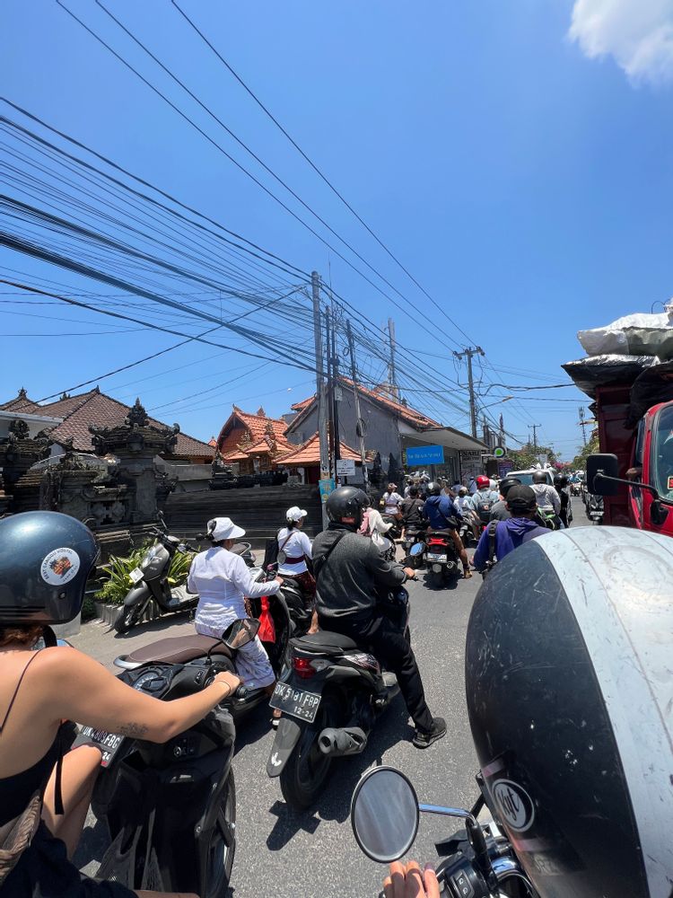 Trafic Scooter Canggu Bali