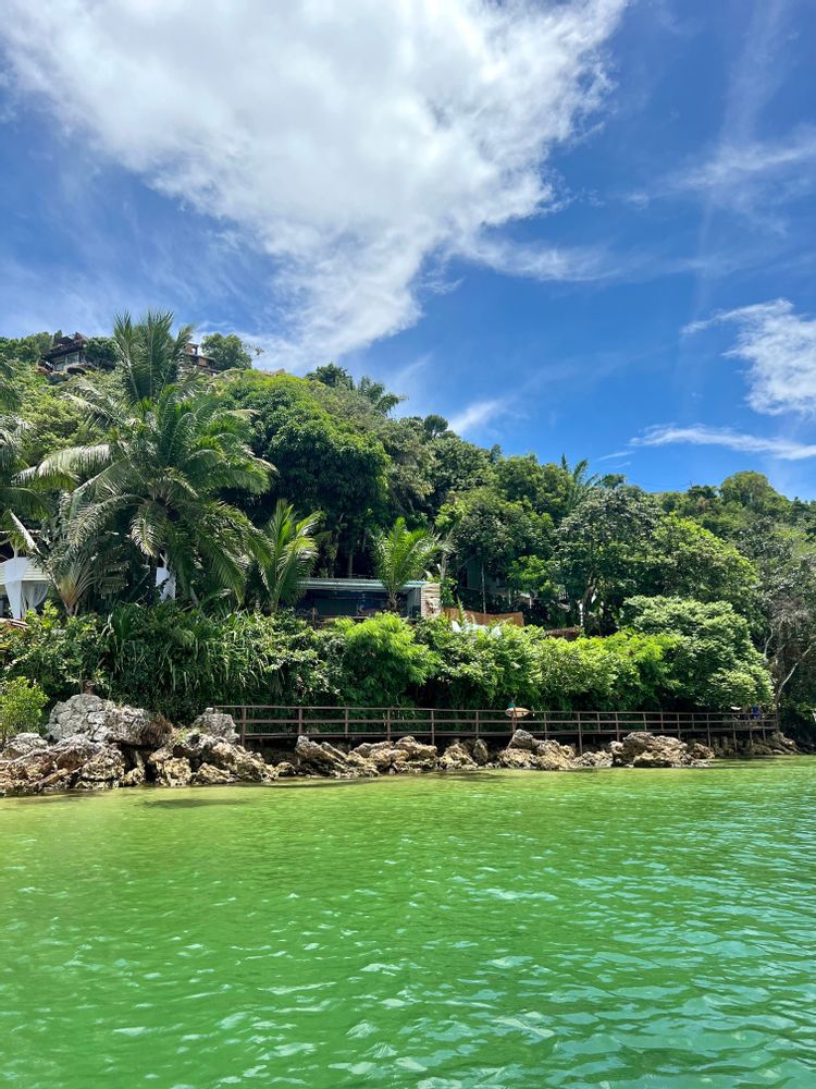 Arrivée depuis le ferry Tinharé Morro de Sao Paulo Brésil