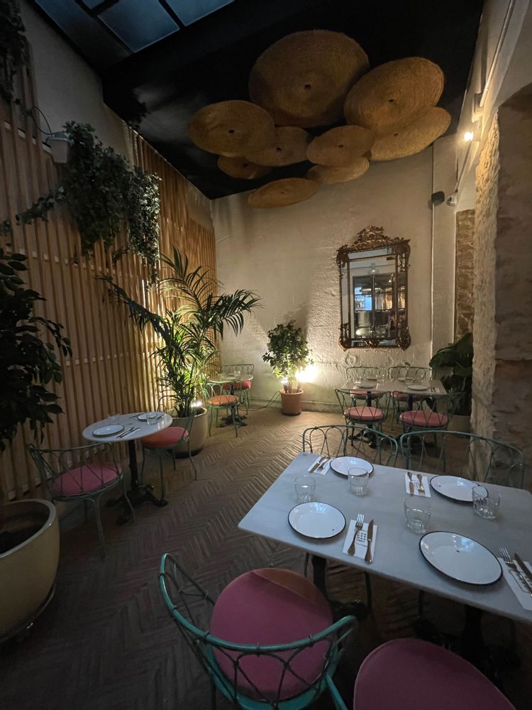 torres y garcia restaurant à Séville déco industrielle