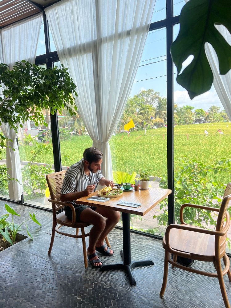 Café brunch vue rizière Restaurant Canggu Bali