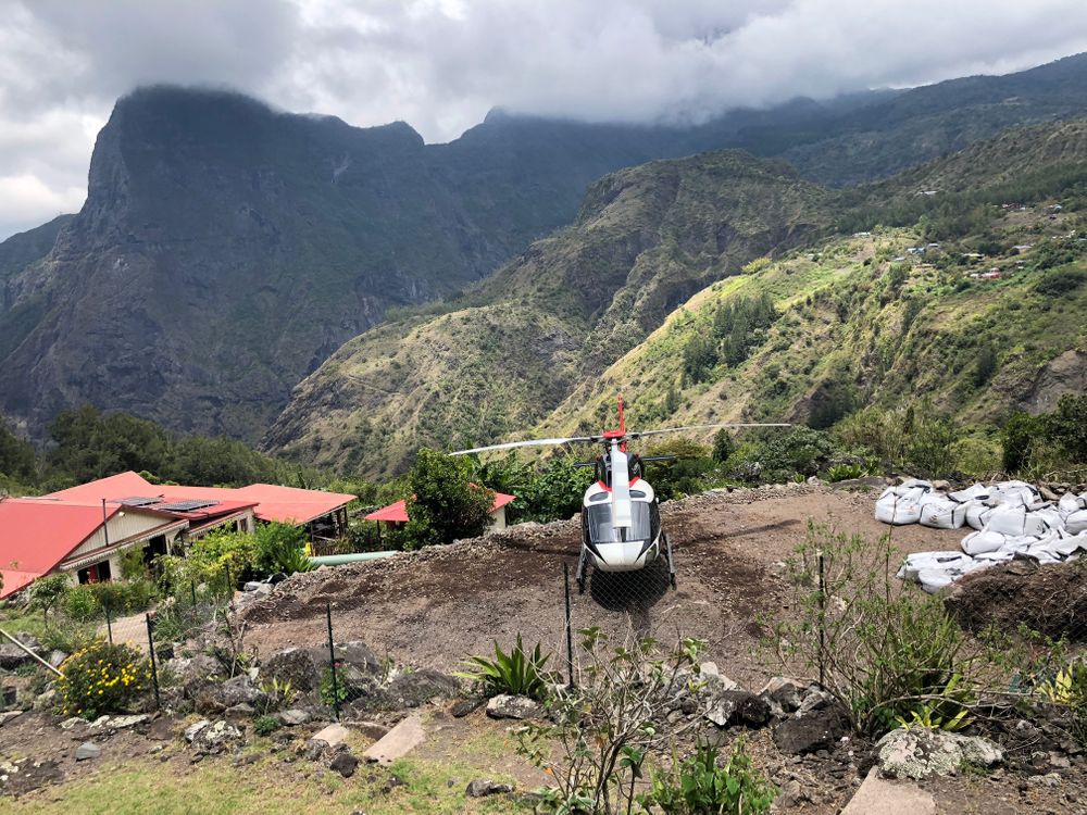 Hélicoptère Trek de 4 jours - Cirques de la Réunion Randonnée à travers Salazie Mafate Cilaos