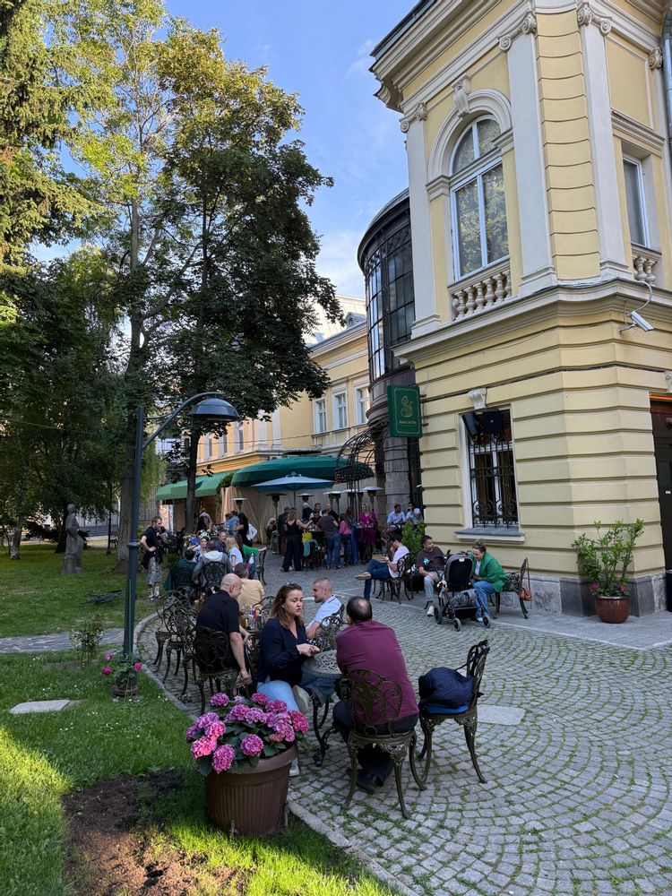 Café à Sofia en Bulgarie