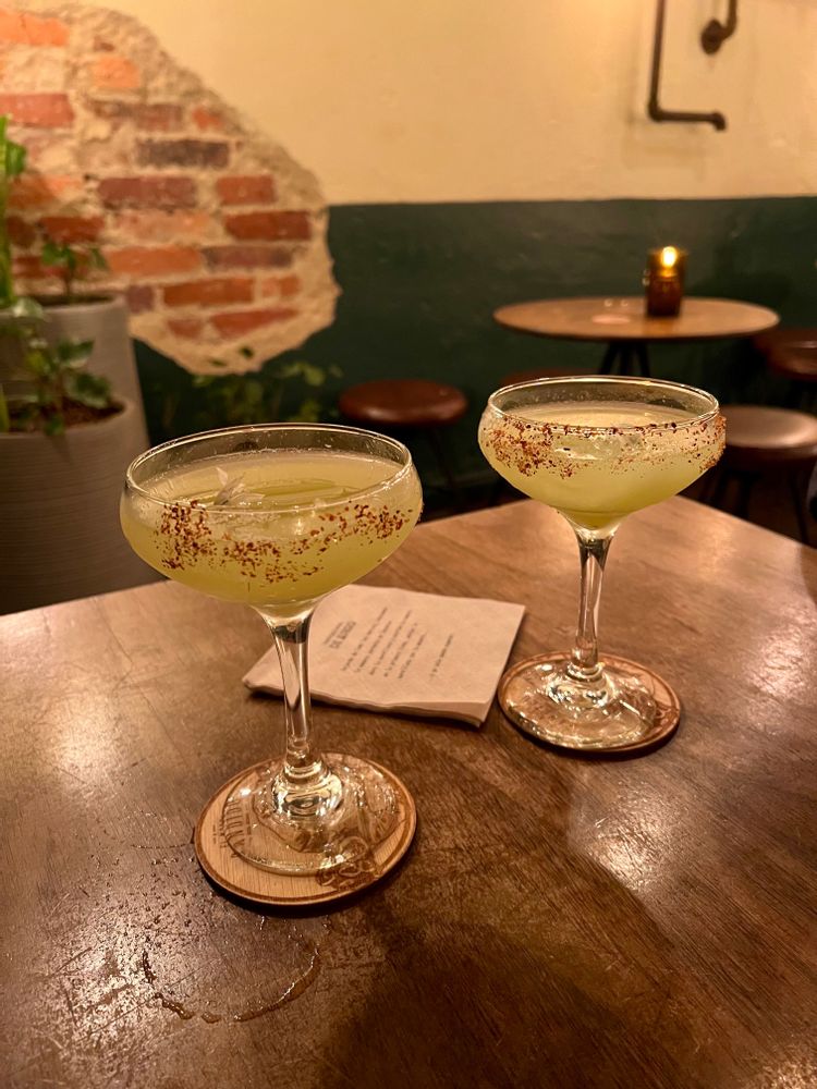 Bar El Mono Bandido - meilleurs bars de Medellin Colombie