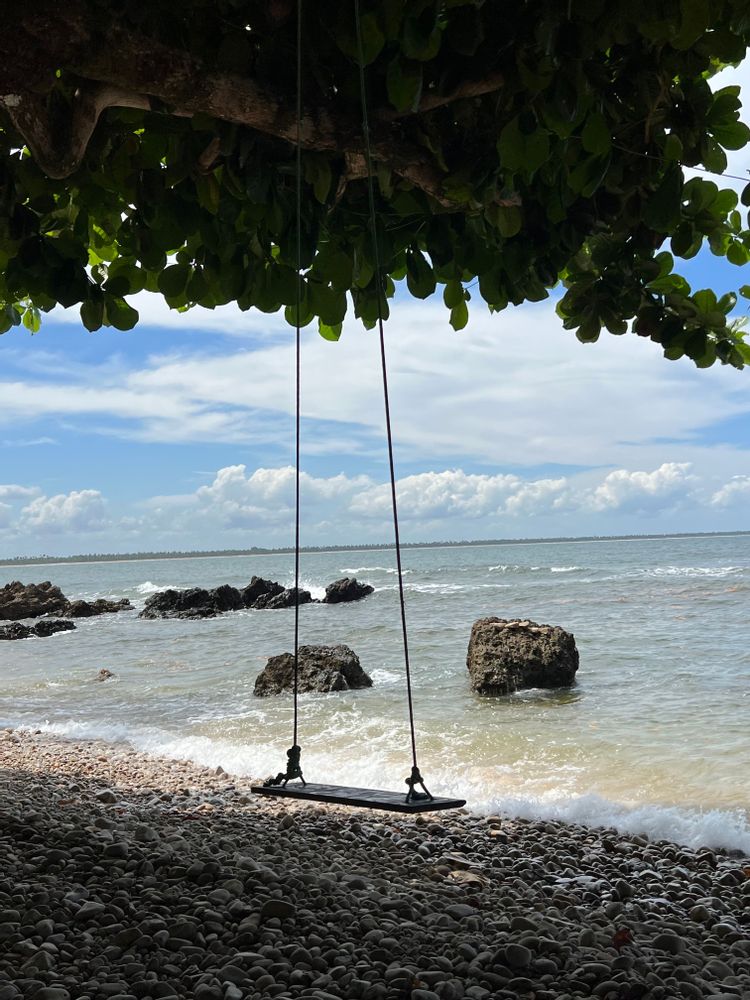 Balançoire sur la plage Tinharé Morro de Sao Paulo Brésil