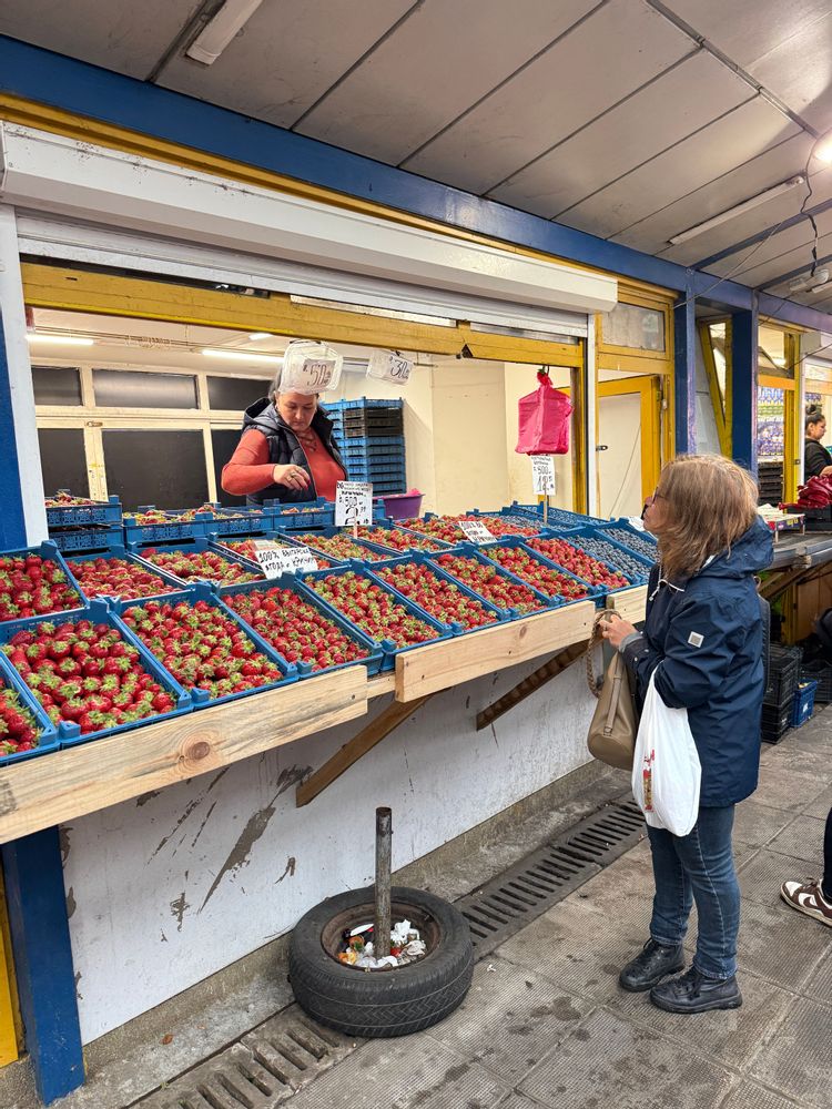 Women's market - Marché à Sofia en Bulgarie