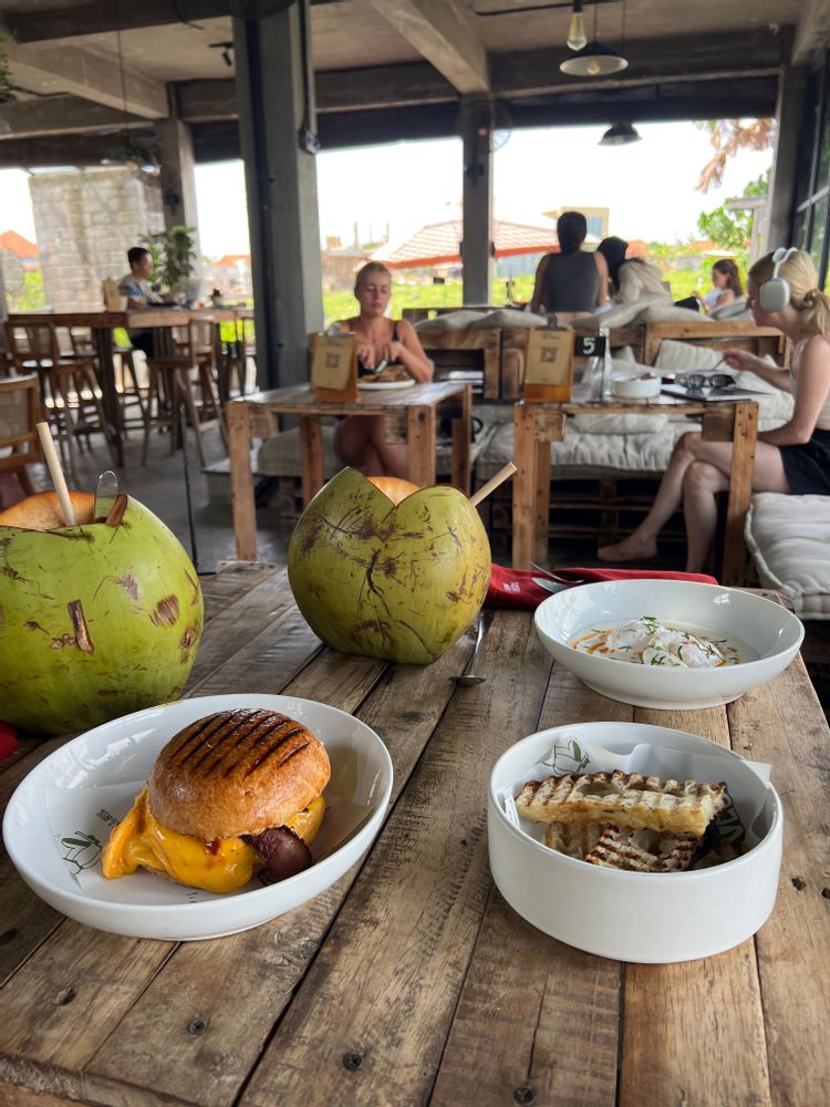 Mimpie's groceries Restaurant Canggu Bali