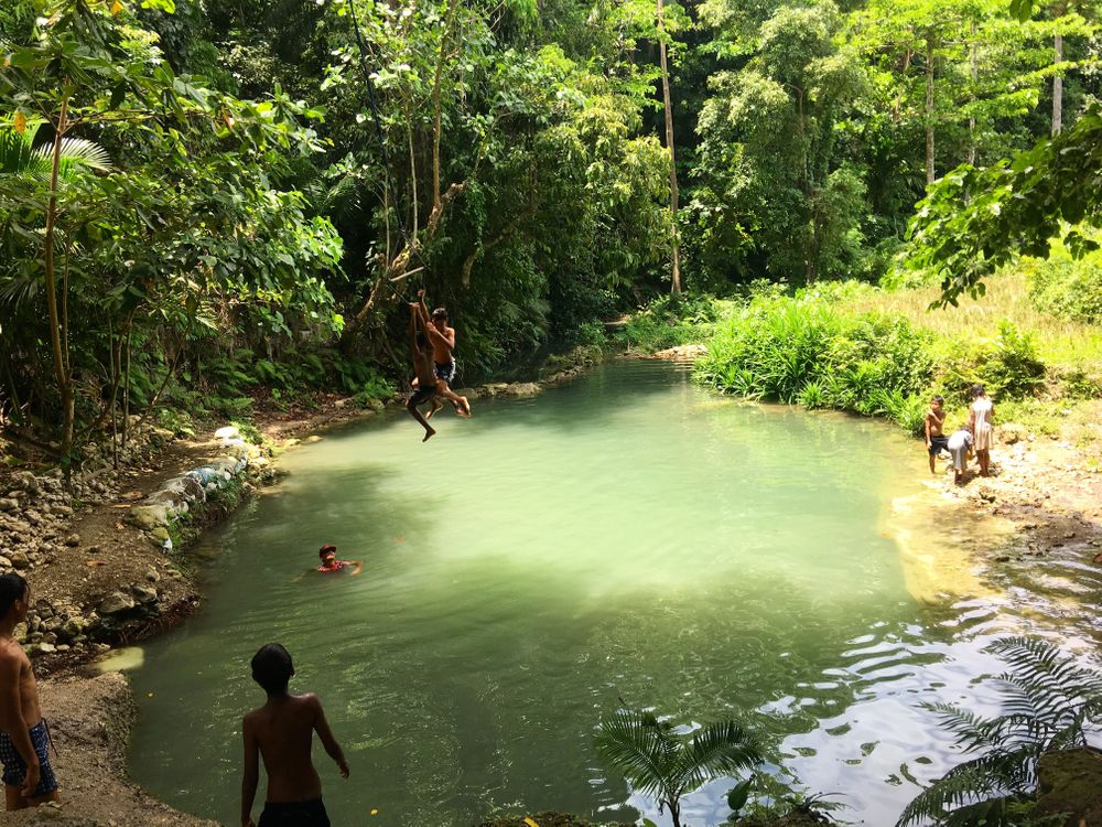 que faire aux philippines rivières siquijor