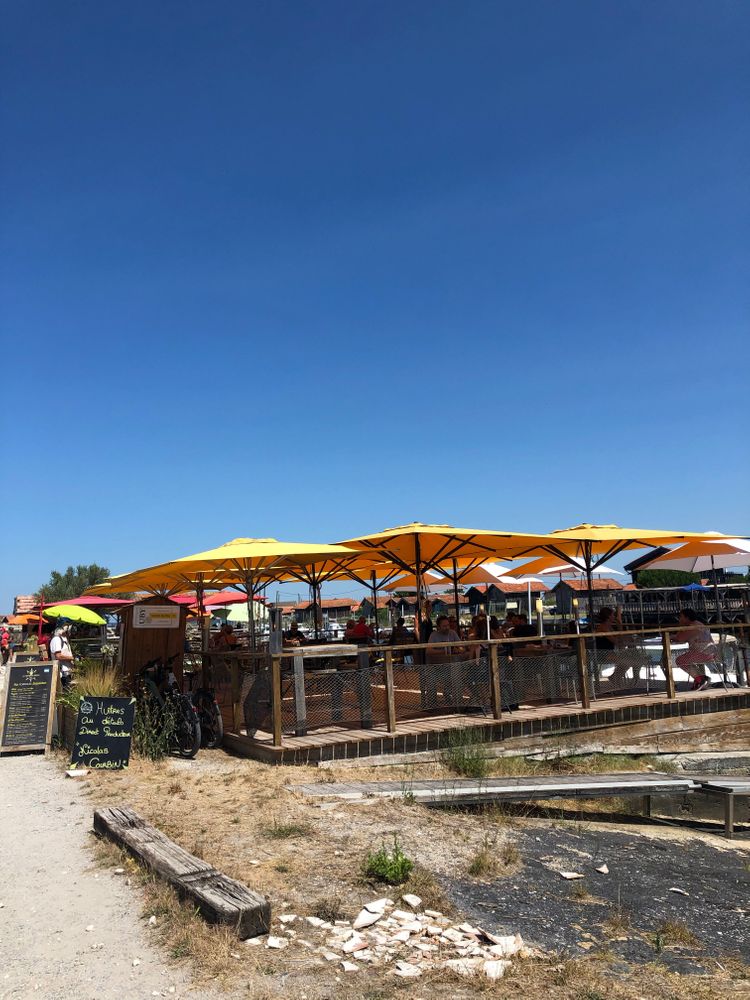 restaurant cabanes à huitres Arcachon