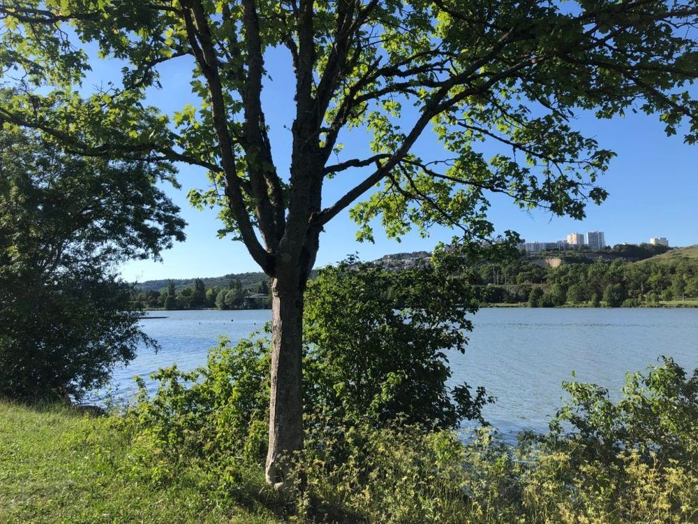 ou se baigner près de dijon lac de kir
