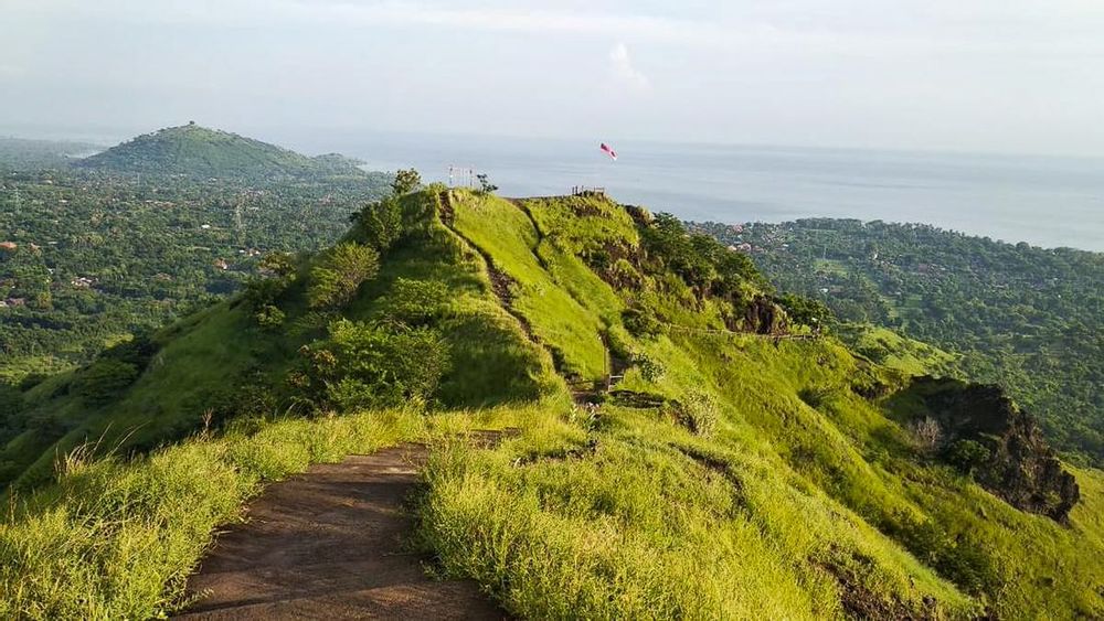 Colline randonnée Pemuteran bukit batu kursi