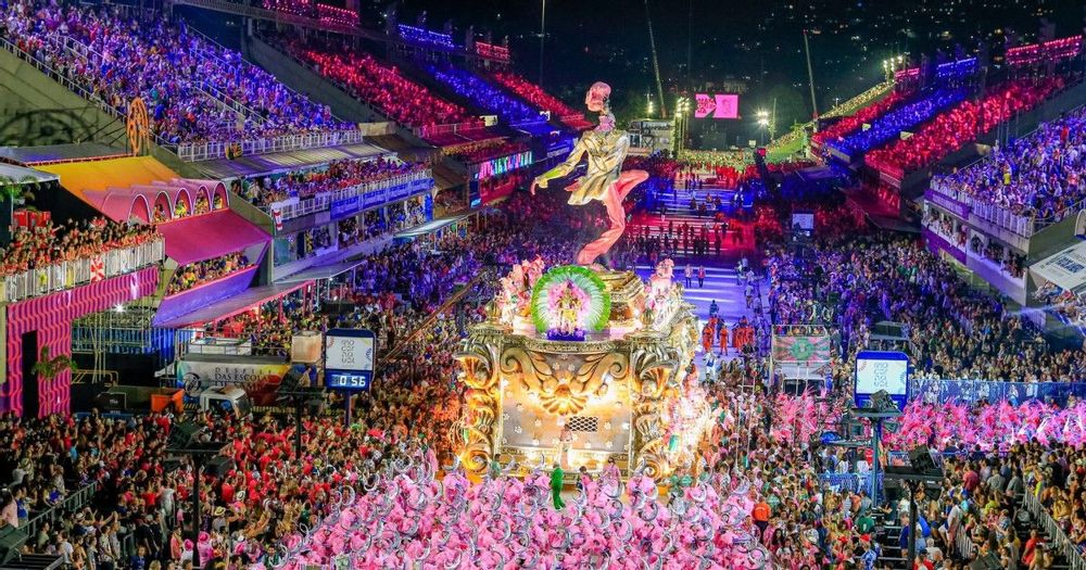 Carnaval de rio spectacle parade Sambadrome